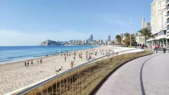 BENIDORM ???????? PONIENTE BEACH MORNING TIME MARCH 2022 Costa Blanca Spain Walking Tour 4K