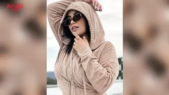 Asia Penelope..Wiki Biography,age,weight,relationships,net worth - Curvy models, plus size model