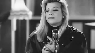 Taylor Dayne - Love Will Lead You Back (Official HD Video)