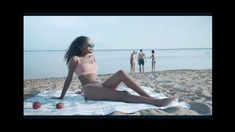 Bikini Girl  Official Music Video by Gee Jamz