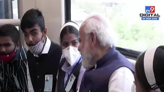 PM Modi Metro Travel | पंतप्रधान मोदी यांनी गरवारे कॉलेज ते आनंदनगर दरम्यान केला मेट्रो प्रवास