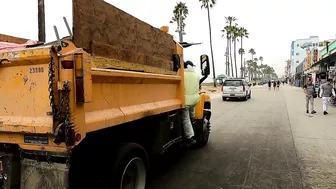 Burglary, Park Ranger sweep and new encampments. Mornings in Venice Beach