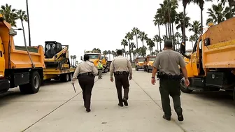 Burglary, Park Ranger sweep and new encampments. Mornings in Venice Beach