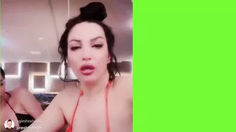 Rovena Stefa -  xhakuzi me bikini TikTok live