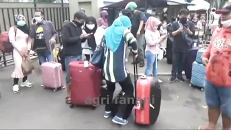 AWAS !!.. HATI-HATI TRAVEL DI TEMPAT KARANTINA MAKIN GANAS, PMI MAKANAN EMPUK UNTUK DIPERAS