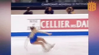 Kim Yuna's Falls Compilation | 김연아