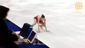 Kim Yuna's Falls Compilation | 김연아