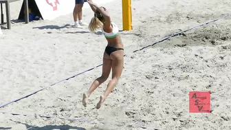 Beach Volleyball Mad Rally Amazing Drop Slow Motion