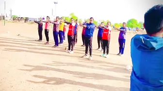 रनिंग च्या आधी हे स्ट्रेचिंग करा // stretching exercise before running by Toss100