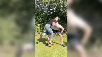 When Dad fails the Wife Lift Challenge ????️????