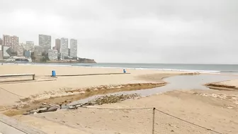 BENIDORM ???????? LEVANTE BEACH BARS SATURDAY MARCH 2022 Costa Blanca Spain Walking Tour 4K