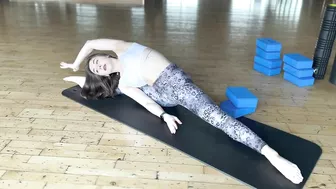 Middle Splits and Oversplits Stretching. Contortion and Gymnastics Training #contortion #yoga