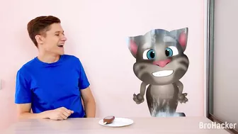 Talking Tom and Me - Mukbang Hot and Cold Food Challenge