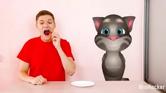 Talking Tom and Me - Mukbang Hot and Cold Food Challenge