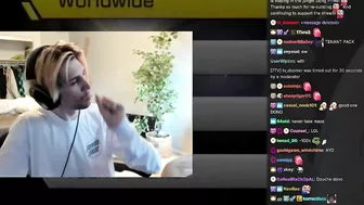 xQc brush his teeth roughly on Stream to teach Chat to always clean their Teeth anytime everywhere