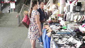 Bangkok Life - Thai Saleswomen - Thailand Travel Vlog