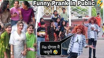 Funny Dialogue बसंती कुत्तों के सामने मत नाचना ???? मैं तो नाचूंगी || Prank In Public || Ritik Jaiswal