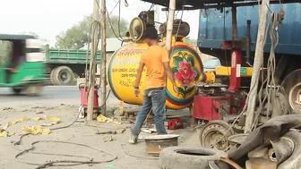 New Update Tyre Blast Prank !! Scary Reaction Popping Balloon Prank 2022 | Funny Comedy Video