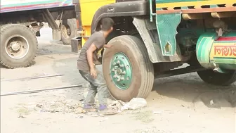 New Update Tyre Blast Prank !! Scary Reaction Popping Balloon Prank 2022 | Funny Comedy Video