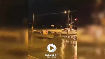 Horror in Australia! Avoca beach tsunami! Flood in New South Wales