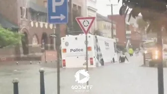 Horror in Australia! Avoca beach tsunami! Flood in New South Wales