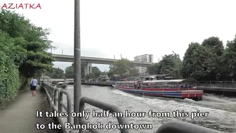 Bangkok life - Rush hour in public transport - Thailand travel vlog 131