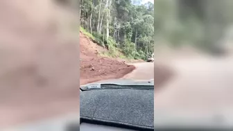 Uki to Nimbin NSW Landslides on Highways. Travel At Own Risk