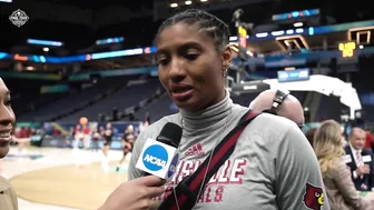 Celebrities show out at 2022 Women's Final Four