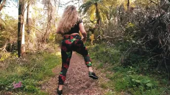 Kygo - Happy Now | Twerk Freestyle by DHQ Kris Moskov from AussieTwerk