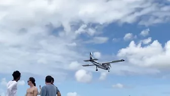 Watch Your Head! Maho Beach!