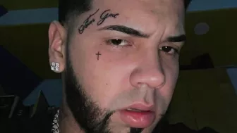 ANUEL AA PUBLICO ALGO EXTRAÑO EN INSTAGRAM