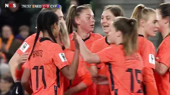 Hoppaaa, 12-0 voor Oranje, Miedema scoort 6x! | Samenvatting Nederland – Cyprus | WK-kwalificatie