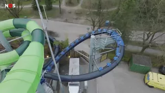 Deze waterglijbaan heeft een looping