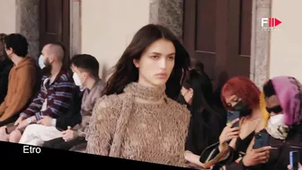 ADELE ALDIGHIERI Best Model Moments FW 2022 - Fashion Channel