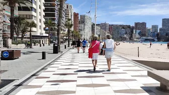 BENIDORM ???????? LEVANTE BEACH HOT & SUNNY APRIL 2022 Costa Blanca Walking Tour 4K