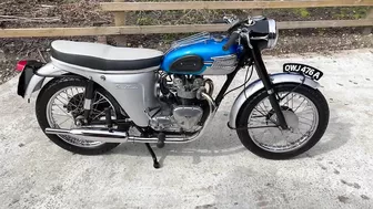 1962 Triumph 5TA Bikini Fairing