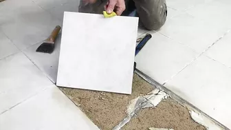 Method Surprised 50 Years Old Tiler! Remove Tiles Without Breaking