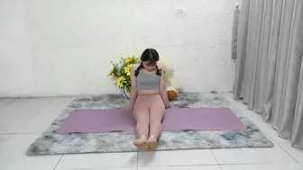 Hot Yoga and CONTORTION, 흰색레깅스 힙운동 스트레칭 - Bella StretChing Yoga