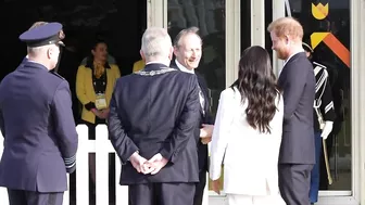 Meghan and Prince Harry arrive at the reception of the Invictus Games in The Hague | AFP