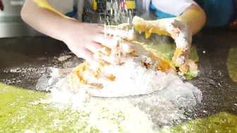 Diana and Roma play outdoor games with their mom and help mom cook food