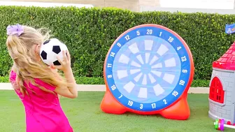 Diana and Roma play outdoor games with their mom and help mom cook food