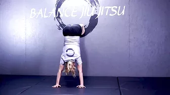 How to Improve your Handstand/ #Yoga #yogaforbjj