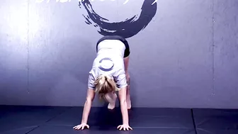 How to Improve your Handstand/ #Yoga #yogaforbjj