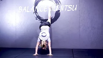 How to Improve your Handstand/ #Yoga #yogaforbjj