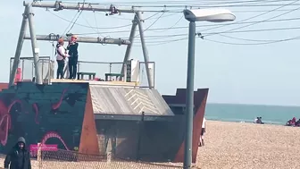 Customer Gets Stuck on Brighton Beach Zipwire (4K)