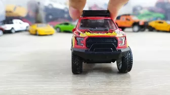 Diecast cars models: SUVs, Sports, Sedans and more car models review