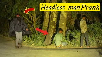 Headless Man Attack Prank At Night |  Sarkatta prank - So Funny Reaction On Public..