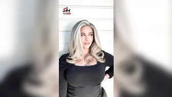 Ellana Bryan Plus Size Model, Social Media Star, Instagram Celebrity, Fashion Model Body Positive