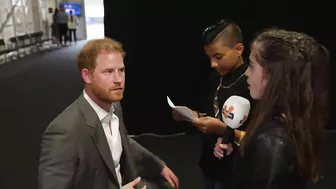 #Vteam meets Prince Harry at Invictus Games