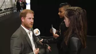 #Vteam meets Prince Harry at Invictus Games